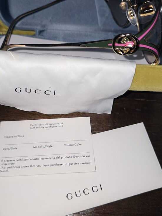 Womens Gucci oversize sunglasses main image 7